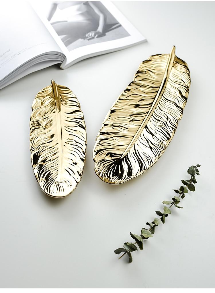 Kyro Ceramic Tray – Modern Minimalist Design with Organic Shapes