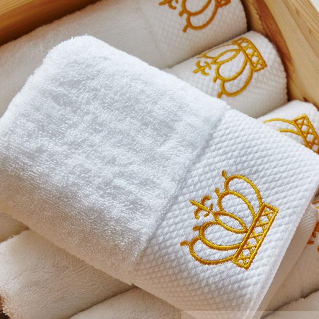Altamura Bath Towel – Premium Egyptian Cotton Textured Elegance