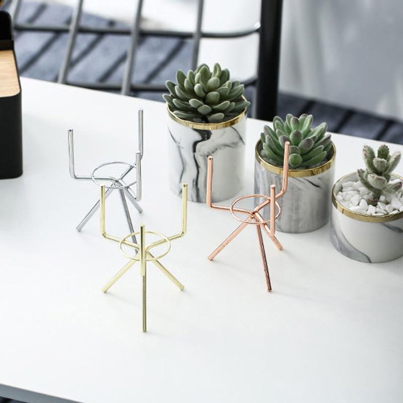 Nordic Plant Pot – Minimalist Ceramic Planter with Modern Lines