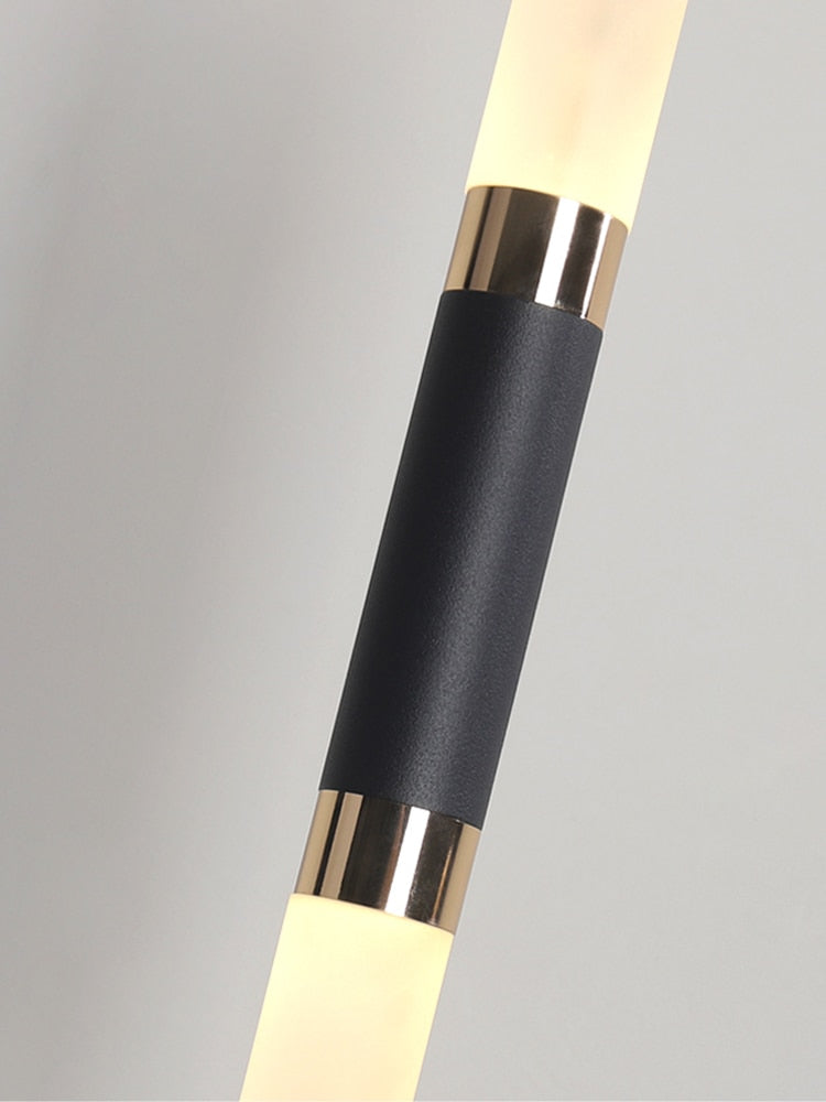 Rennes Floor Lamp – Dimmable Matte Black Elegance