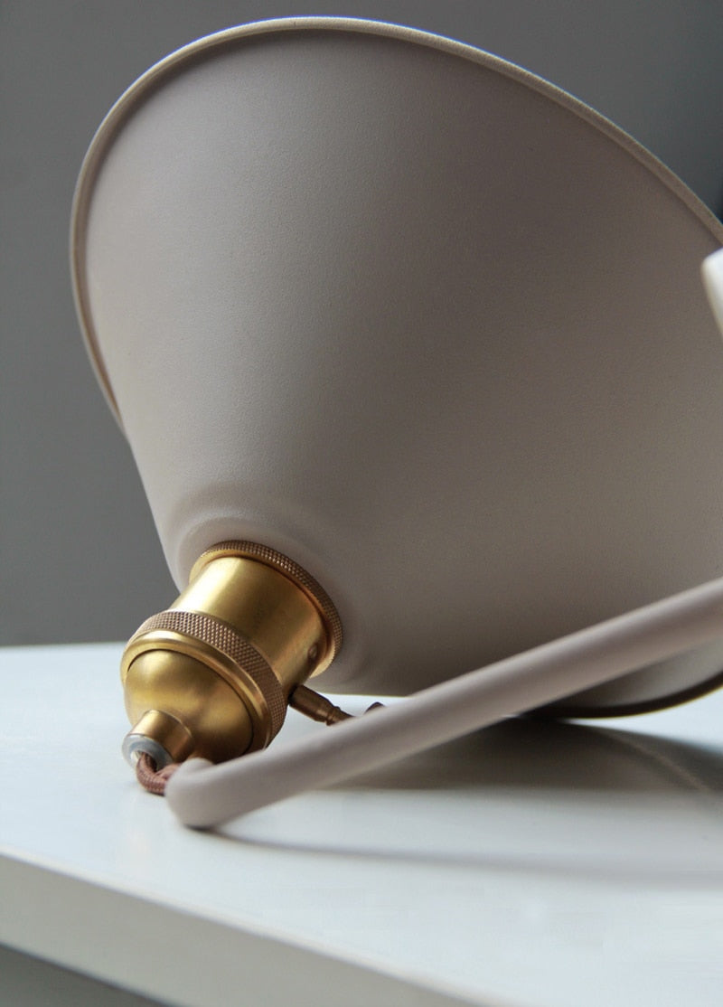 Venice Floor Lamp – Elegant Dimmable Brass Finish